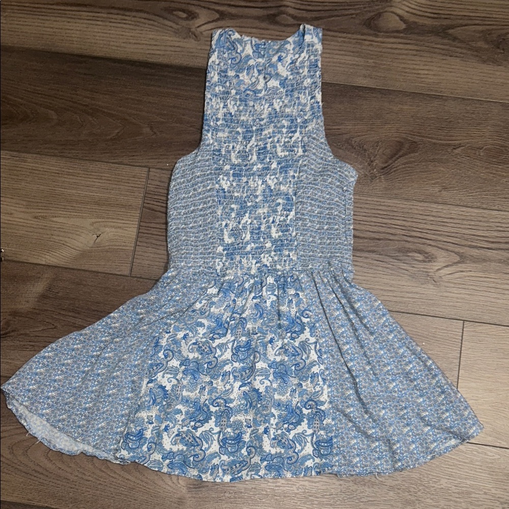 Blue and White Sleeveless top